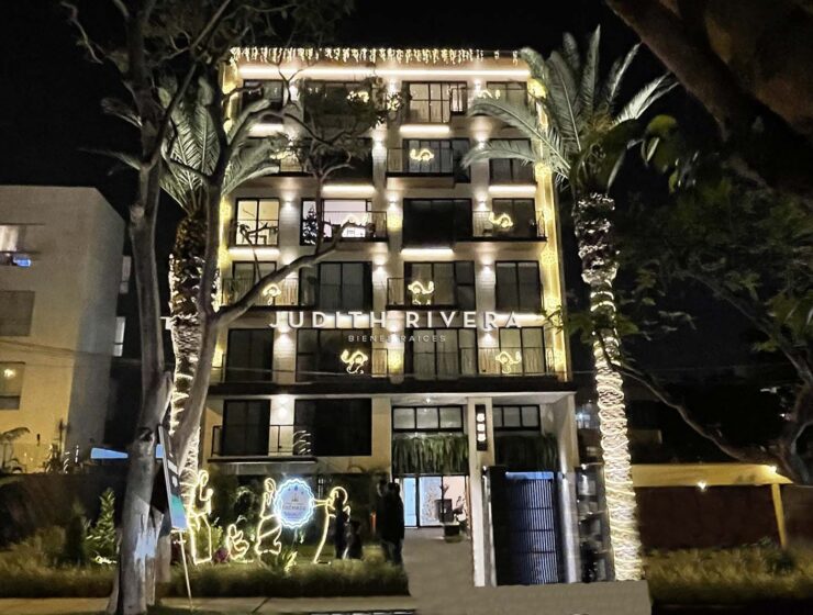 Moderno Departamento de estreno en venta Chacarilla (Penthouse duplex). Excelentes acabados y listo para mudarse.