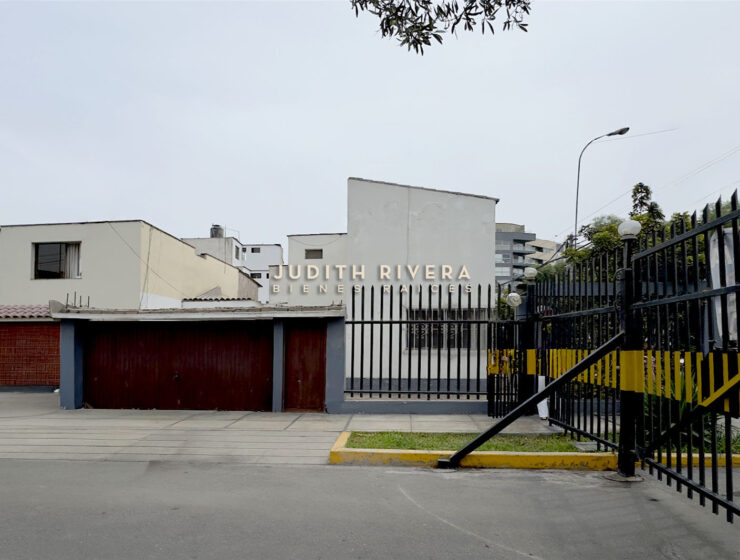 Vista del lote vacío del terreno en venta en Casuarinas, Surco