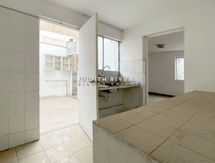 Fachada del terreno en venta en Casuarinas, Surco, con frente de 25.50 metros lineales