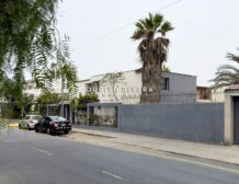 Vista diagonal del terreno en venta en Casuarinas, Surco