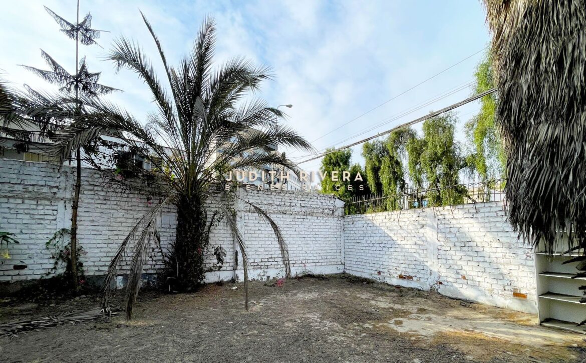 Entorno urbano cercano al terreno en venta en Casuarinas, Surco
