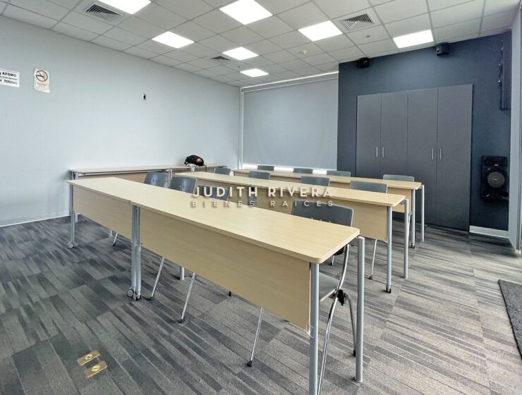 Espacio de oficina con acabados modernos, oficina en alquiler en San Isidro