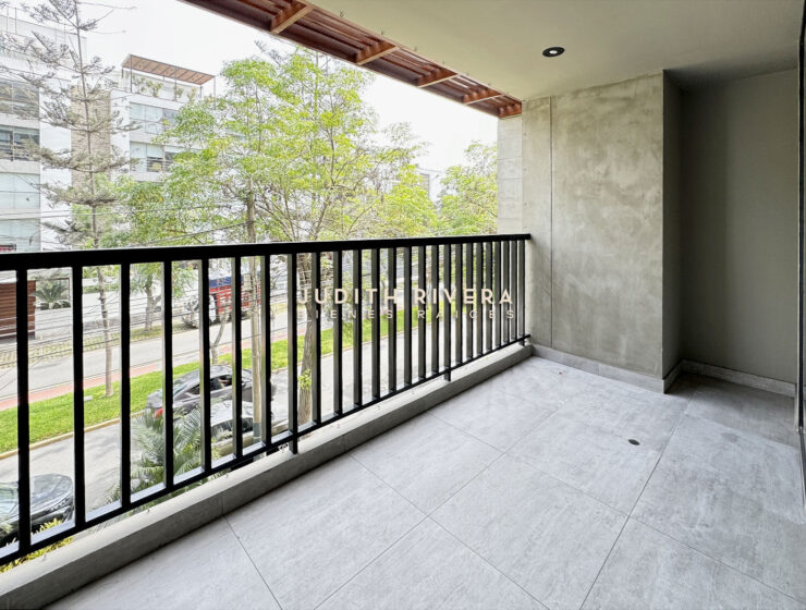 Balcón terraza de departamento en venta en Chacarilla, Surco
